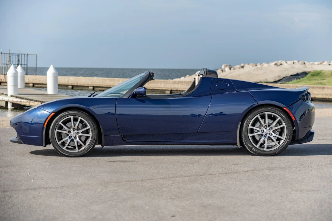 2008 Tesla Roadster - Image 16 of 31