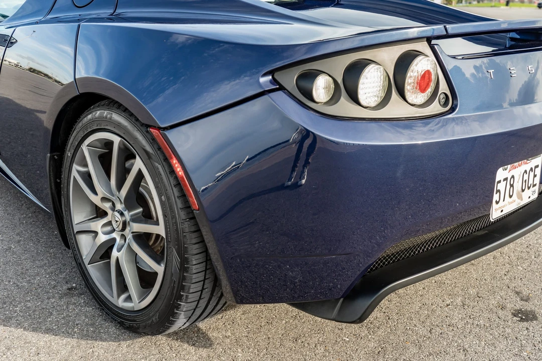 2008 Tesla Roadster - Image 23 of 31