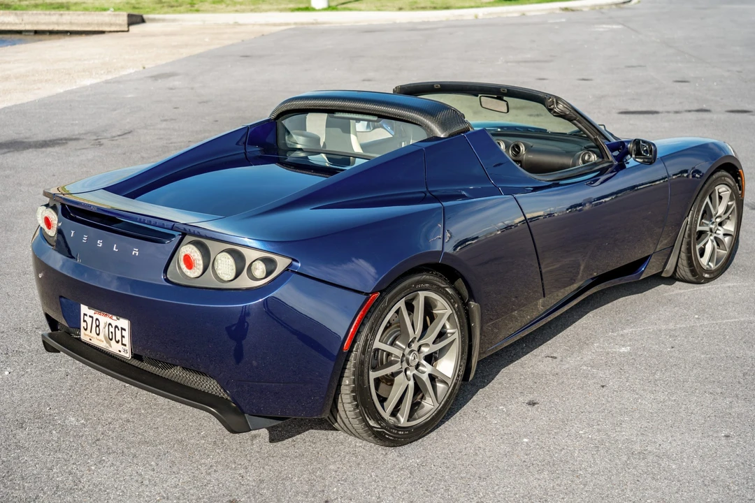 2008 Tesla Roadster - Image 13 of 31