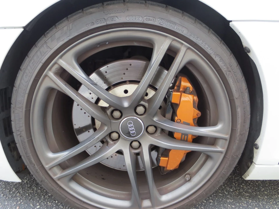 2009 Audi 42 R8 - Image 30 of 31