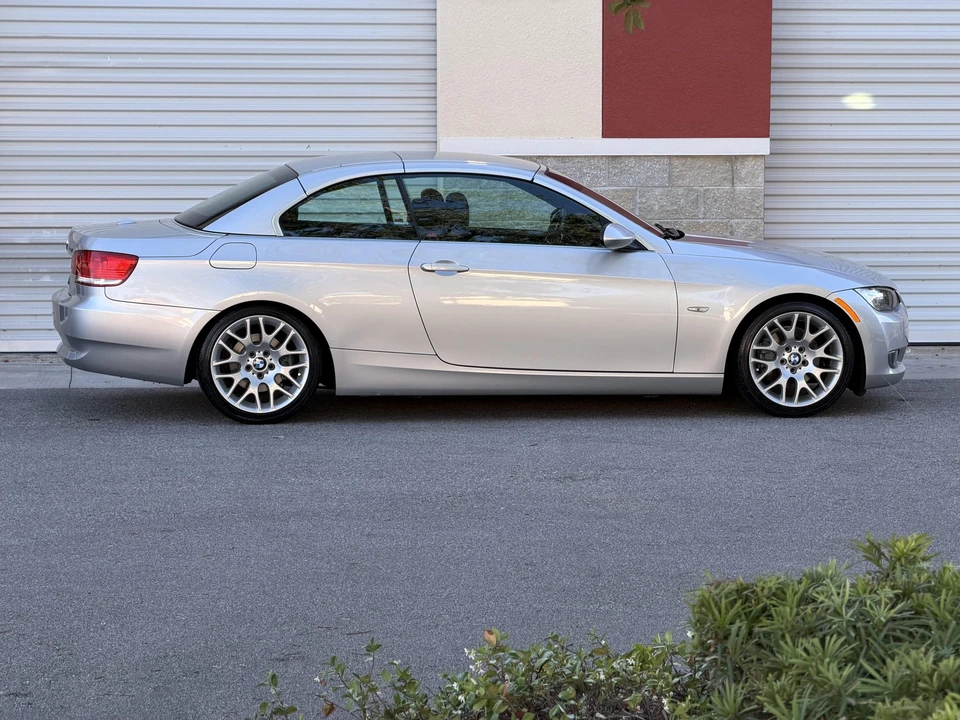 2009 BMW E93 3 Series Convertible - Image 29 of 31