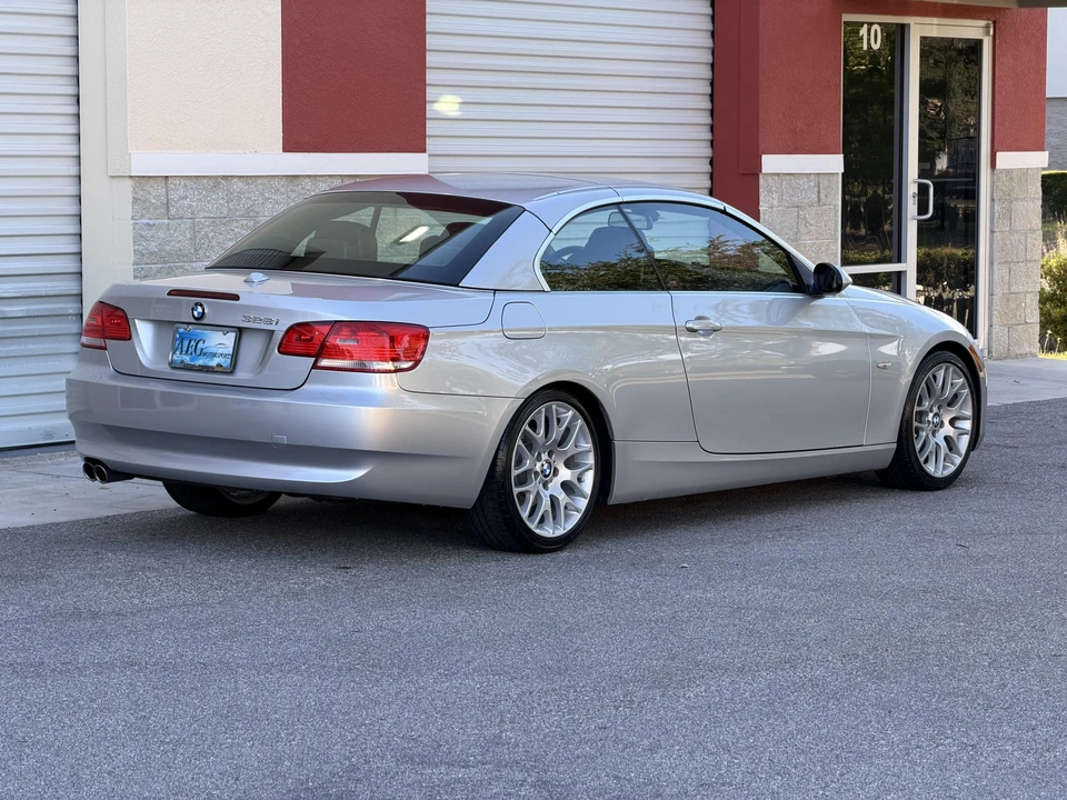 2009 BMW E93 3 Series Convertible - Image 25 of 31