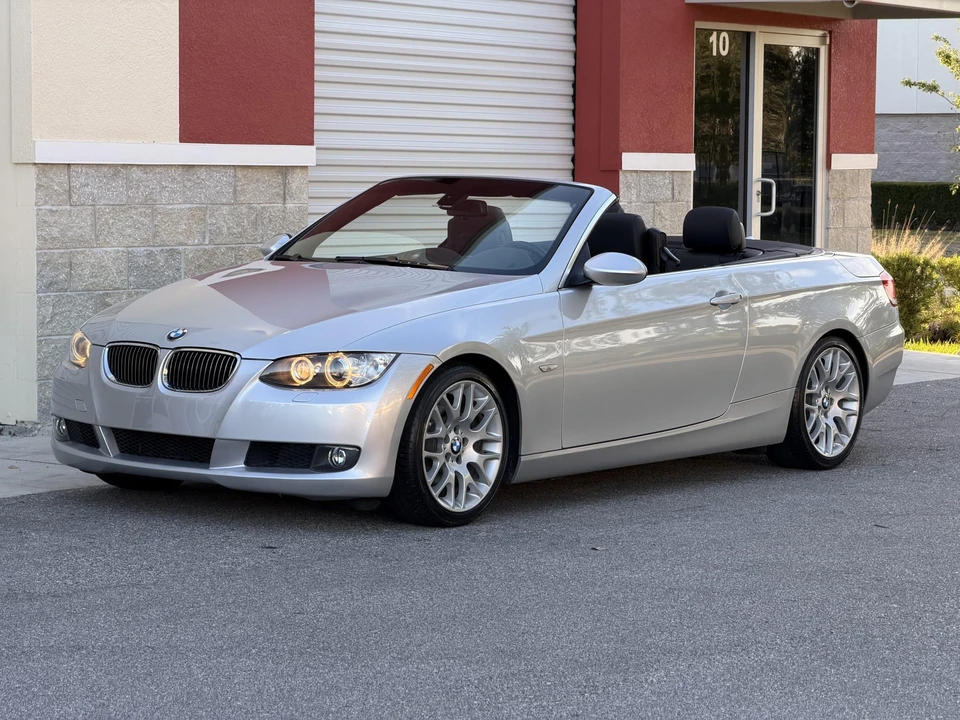 2009 BMW E93 3 Series Convertible - Image 3 of 31