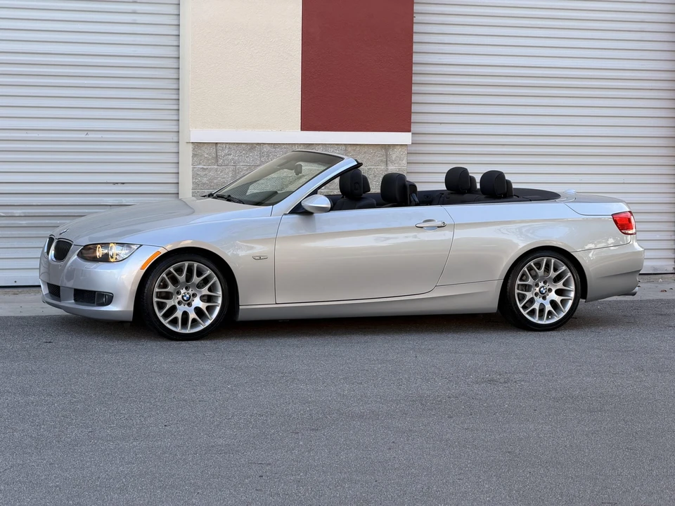 2009 BMW E93 3 Series Convertible - Image 6 of 31