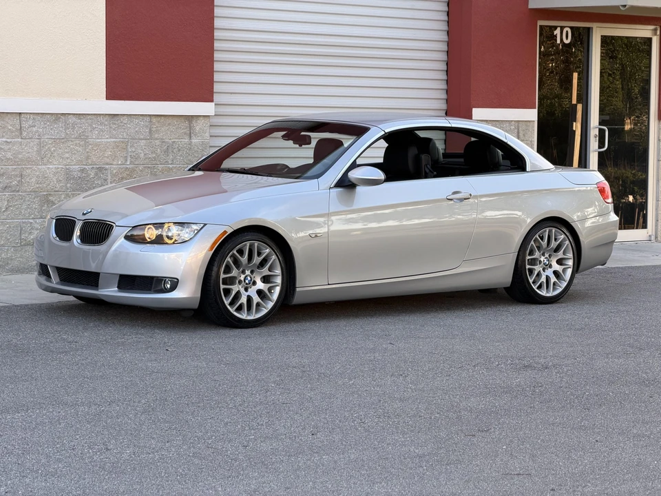 2009 BMW E93 3 Series Convertible - Image 18 of 31
