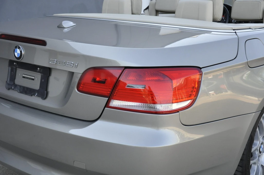 2009 BMW E93 3 Series Convertible - Image 30 of 31