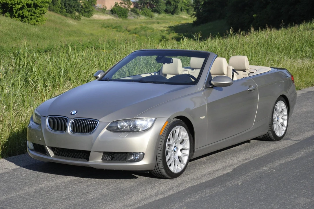 2009 BMW E93 3 Series Convertible - Image 3 of 31