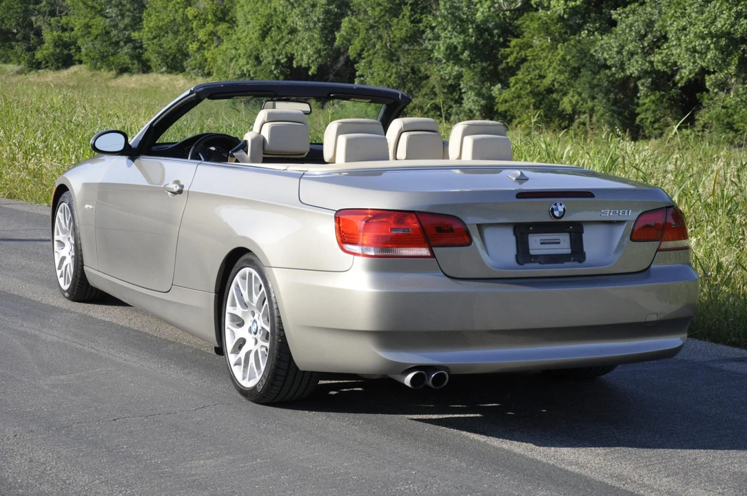 2009 BMW E93 3 Series Convertible - Image 9 of 31