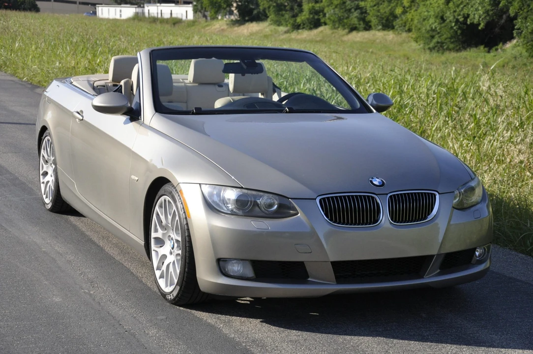 2009 BMW E93 3 Series Convertible - Image 15 of 31