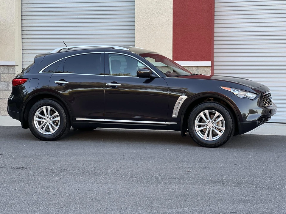 2009 Infiniti FX/QX 2nd Gen - Image 10 of 31