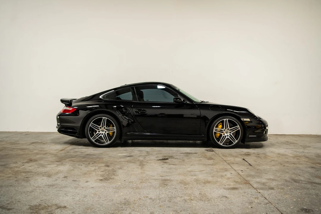 2009 Porsche 997 Turbo - Image 9 of 31