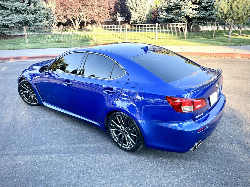 2010 Lexus IS F 2nd Gen - Image 25 of 31