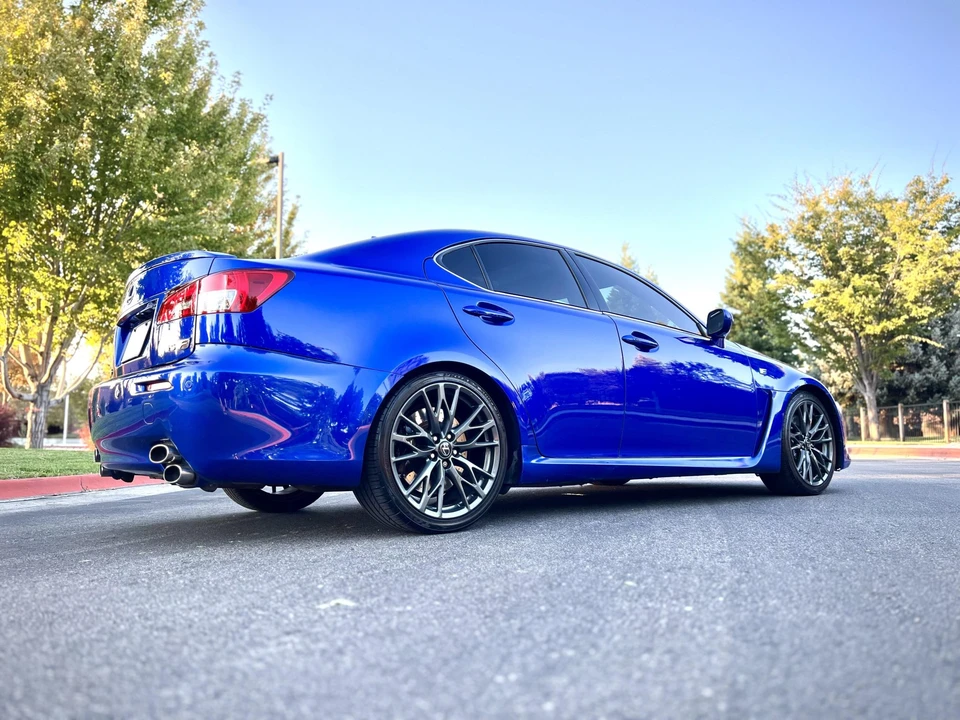 2010 Lexus IS F 2nd Gen - Image 18 of 31