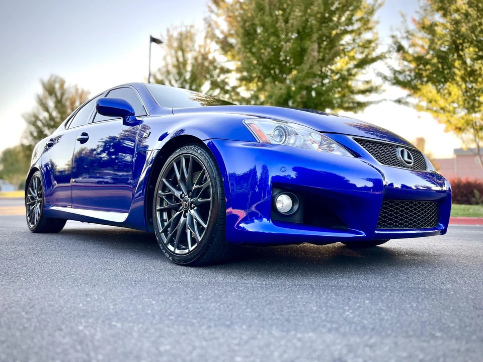 2010 Lexus IS F 2nd Gen - Image 10 of 31