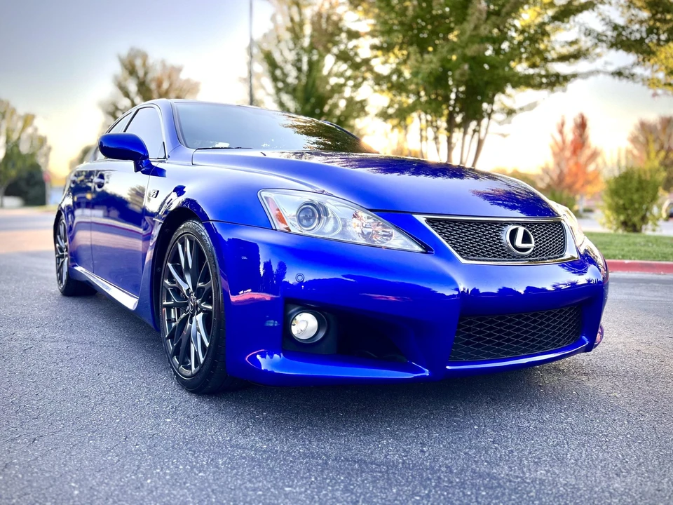 2010 Lexus IS F 2nd Gen - Image 9 of 31