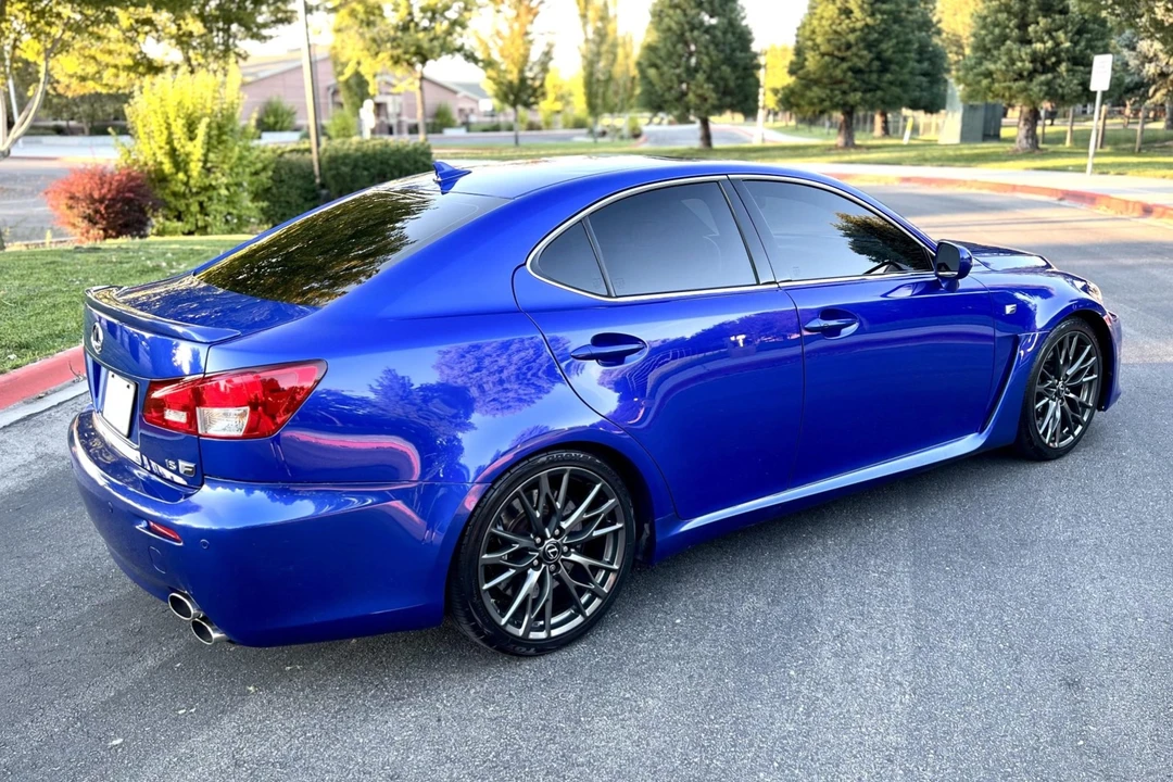 2010 Lexus IS F 2nd Gen - Image 16 of 31