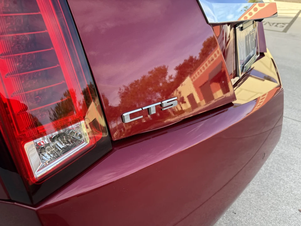 2011 Cadillac CTS 2nd Gen - Image 24 of 31