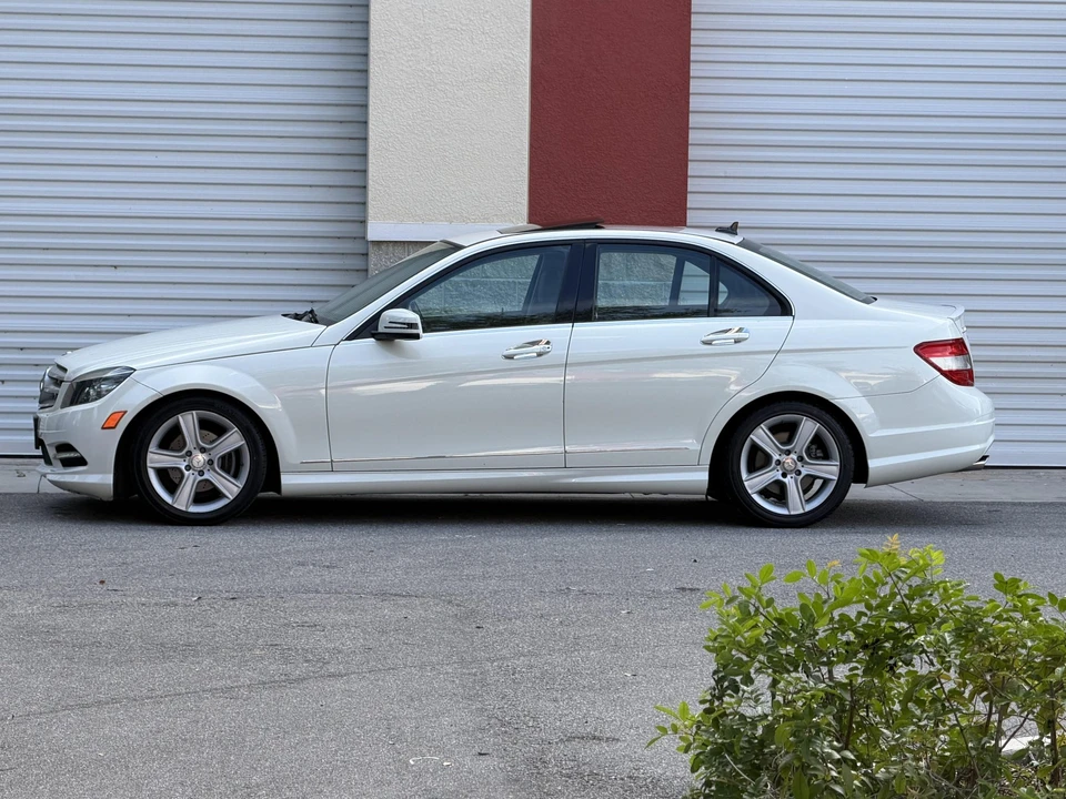 2011 Mercedes-Benz W204 C-Class - Image 6 of 31
