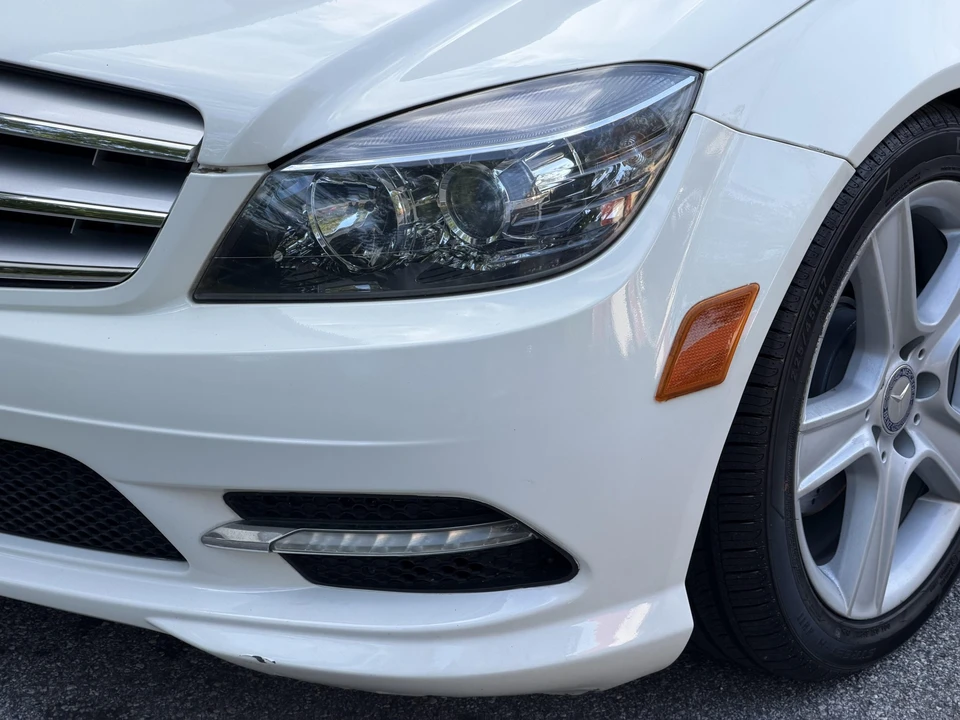 2011 Mercedes-Benz W204 C-Class - Image 25 of 31