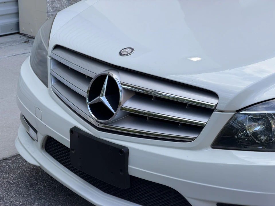 2011 Mercedes-Benz W204 C-Class - Image 23 of 31