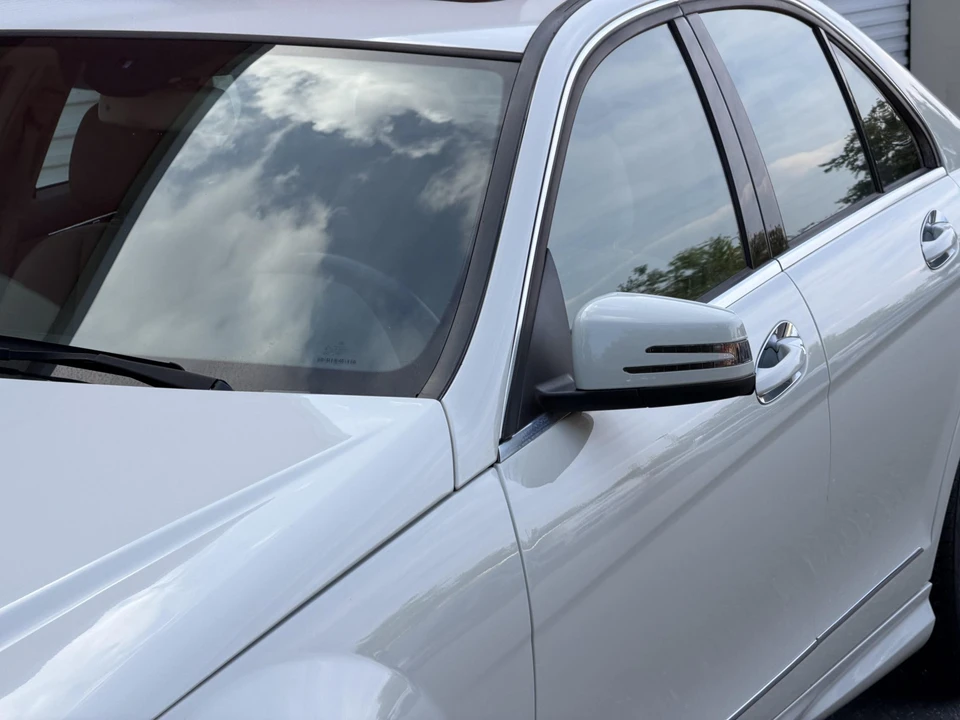 2011 Mercedes-Benz W204 C-Class - Image 28 of 31