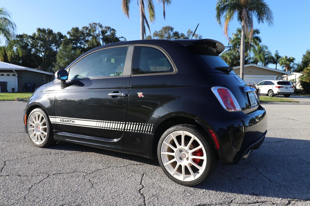 2012 Fiat Abarth 500 - Image 4 of 31