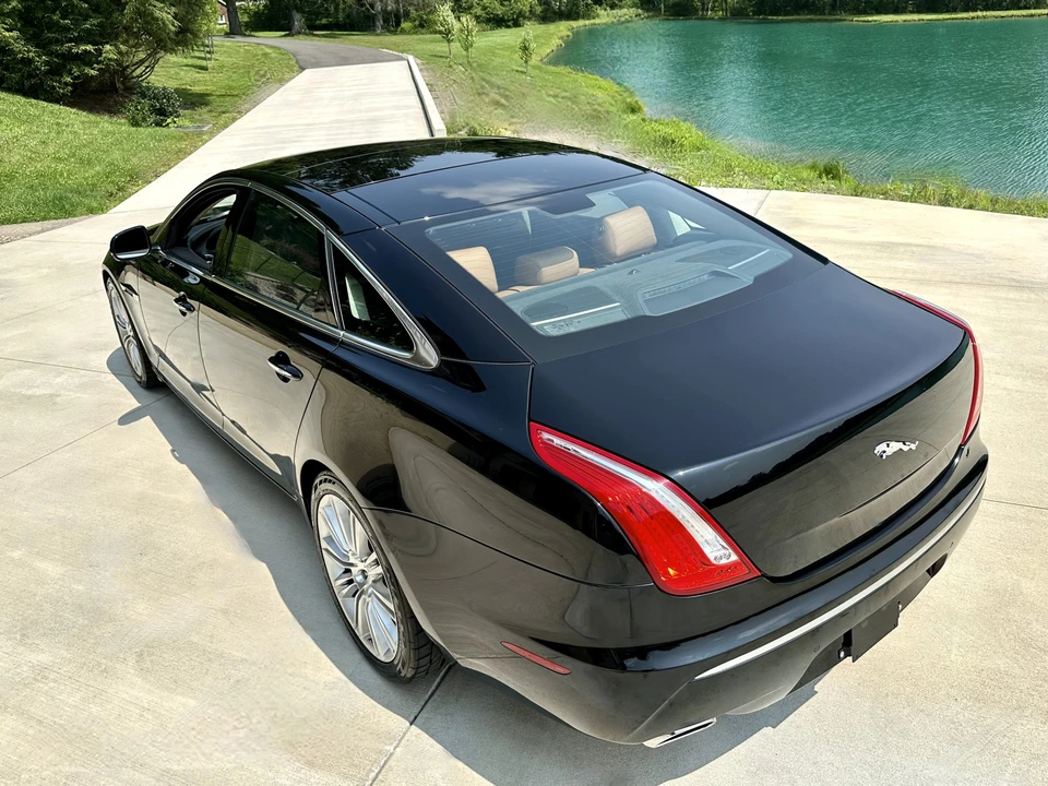 2012 Jaguar X351 XJ - Image 17 of 31