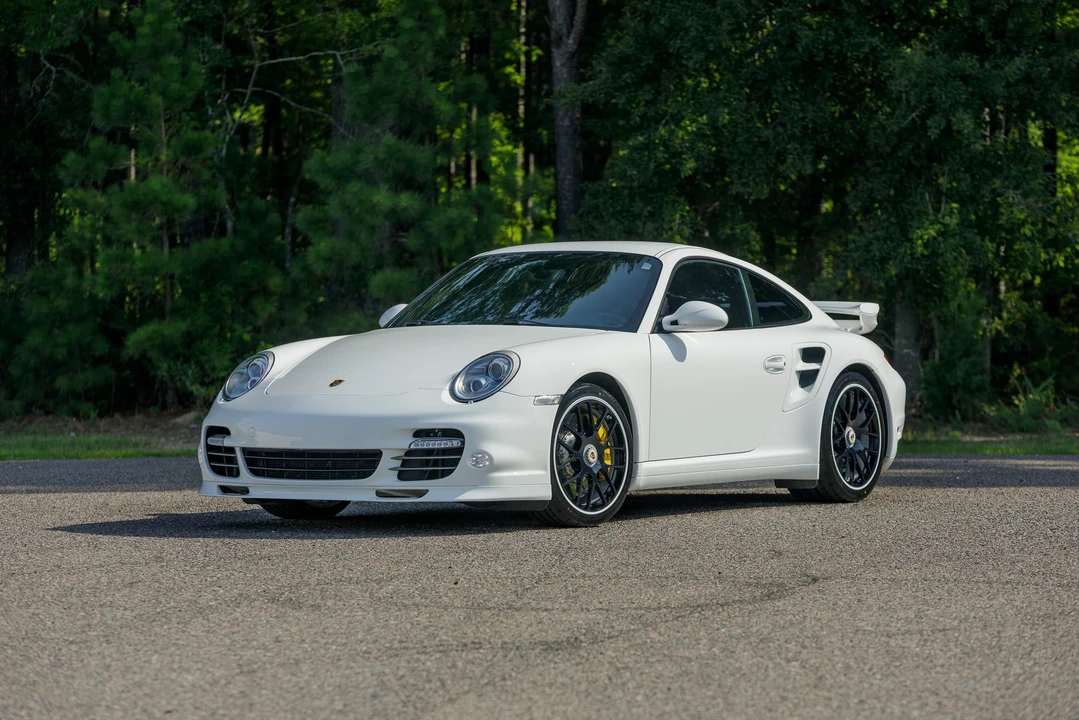 2012 Porsche 997 Turbo S - Image 9 of 31