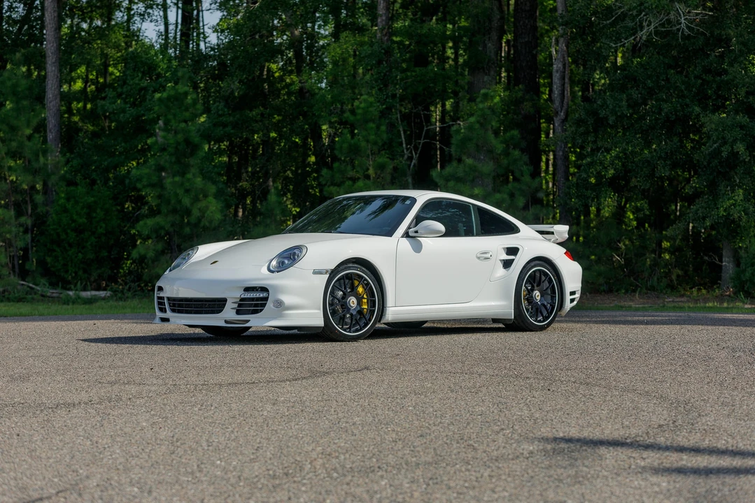 2012 Porsche 997 Turbo S - Image 11 of 31