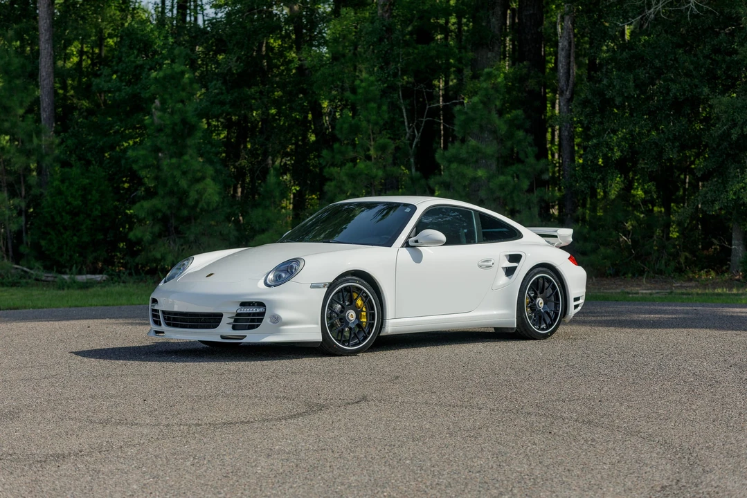 2012 Porsche 997 Turbo S - Image 12 of 31