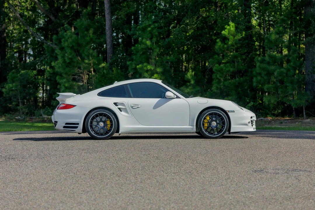 2012 Porsche 997 Turbo S - Image 23 of 31