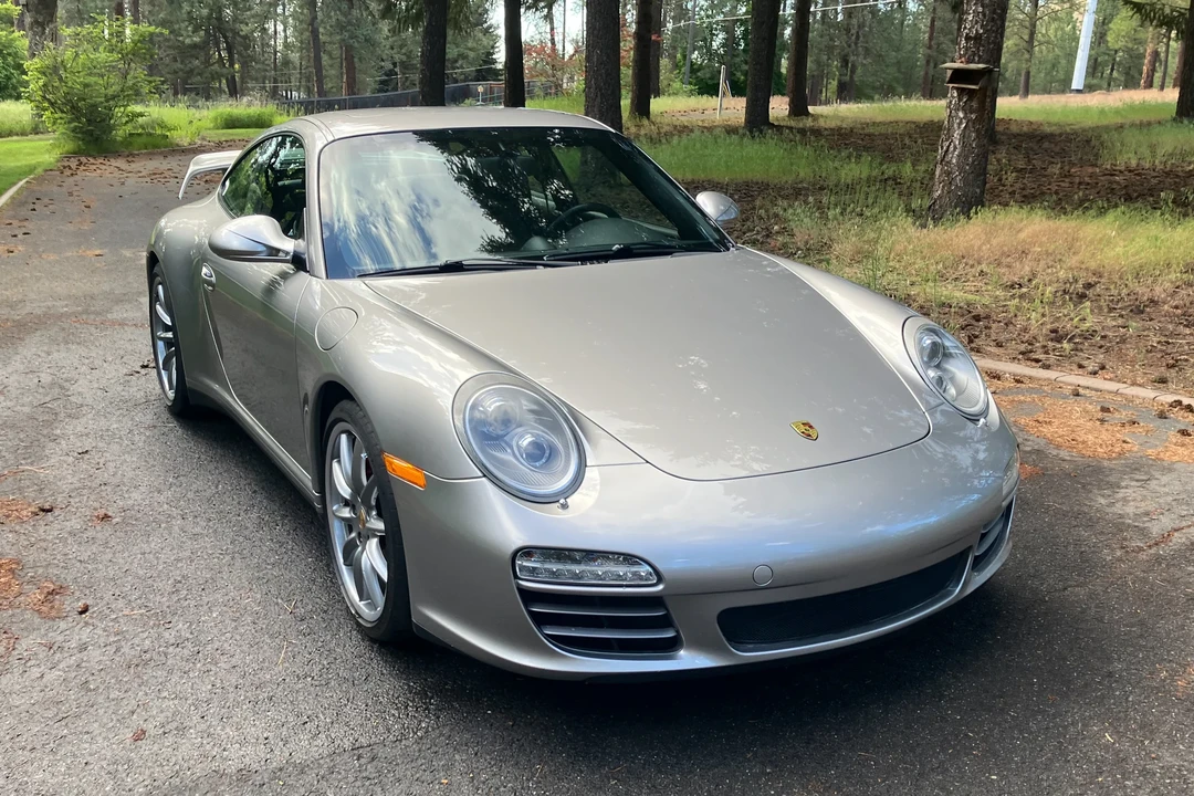 2012 Porsche 997 Carrera 4S - Image 2 of 31