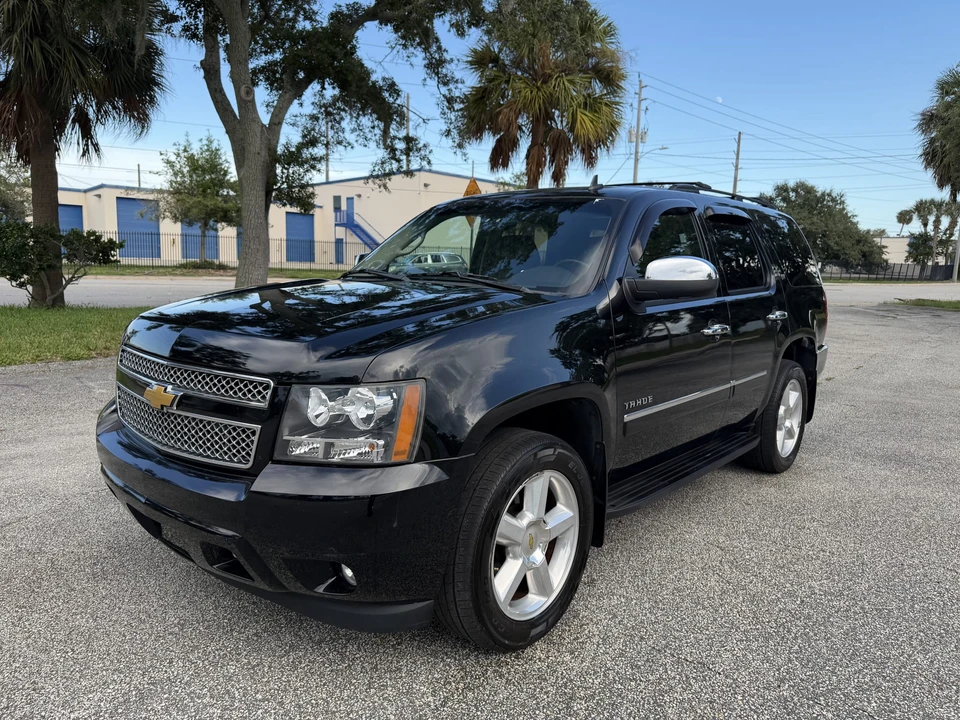 2013 Chevrolet Tahoe 3rd Gen - Image 5 of 31