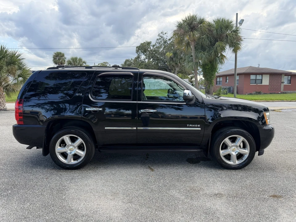 2013 Chevrolet Tahoe 3rd Gen - Image 29 of 31