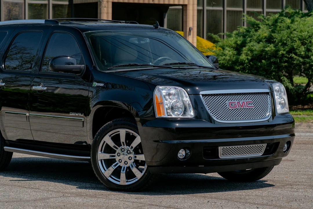 2013 GMC Yukon 3rd Gen - Image 19 of 31