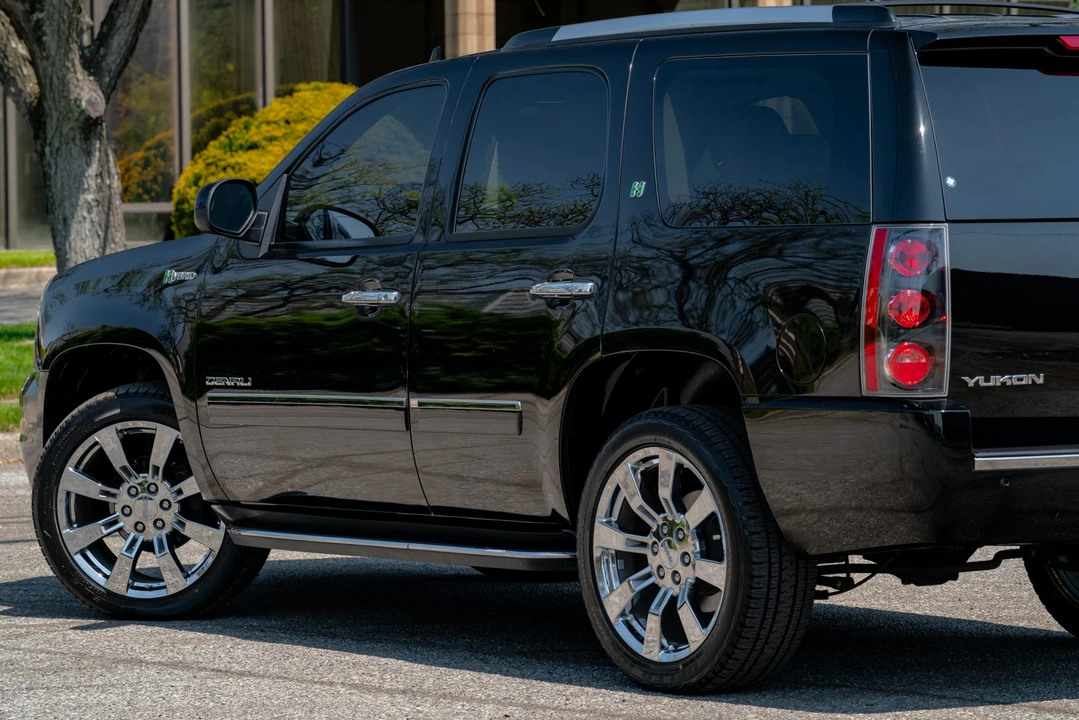2013 GMC Yukon 3rd Gen - Image 14 of 31