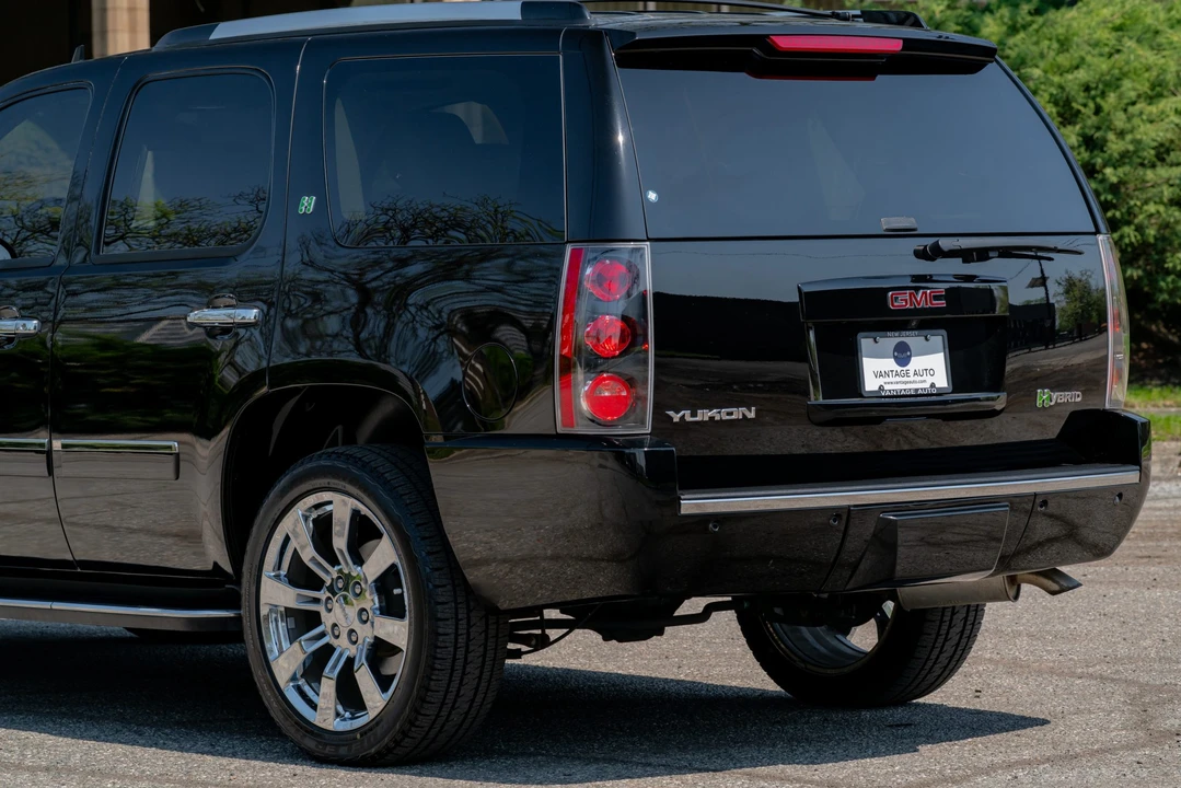 2013 GMC Yukon 3rd Gen - Image 15 of 31
