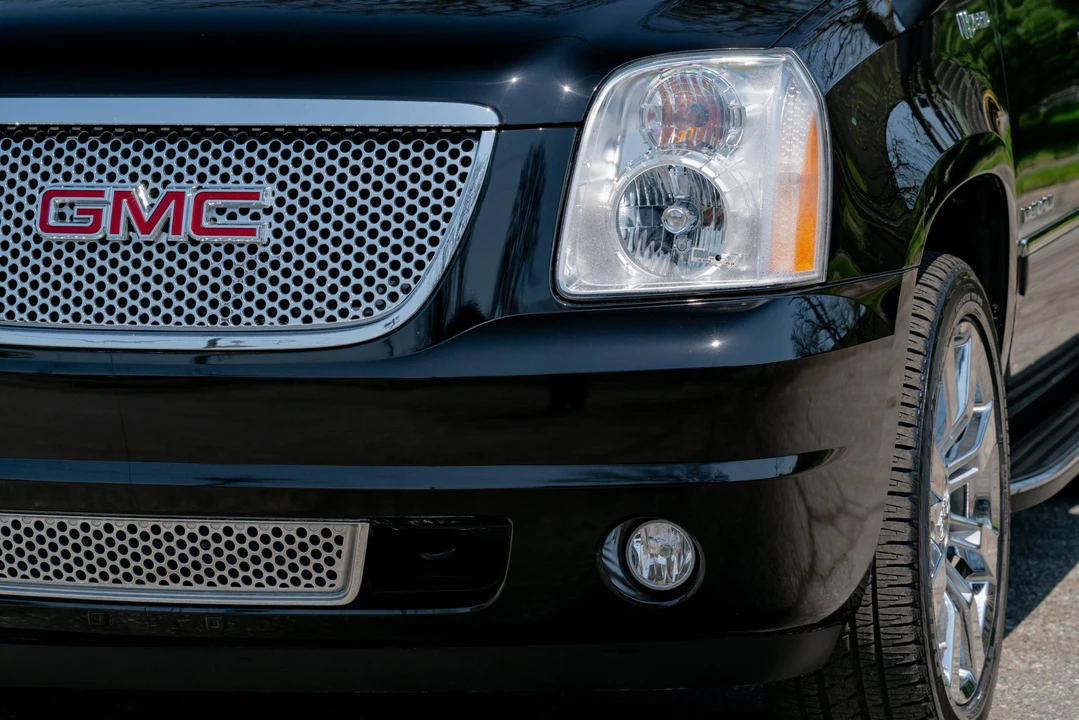 2013 GMC Yukon 3rd Gen - Image 21 of 31