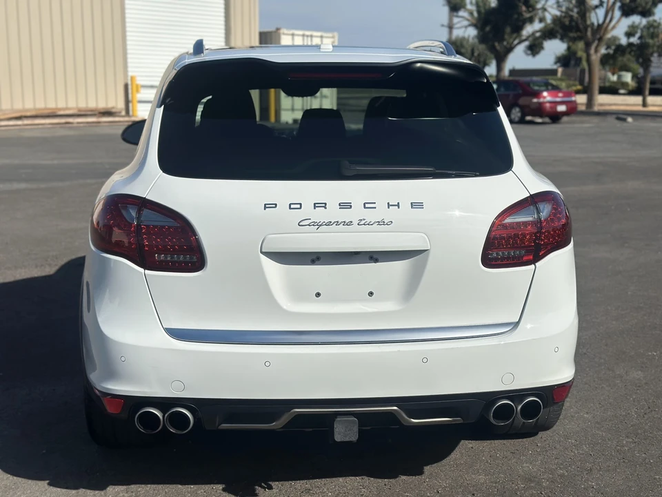 2013 Porsche 958 Cayenne Turbo - Image 8 of 31