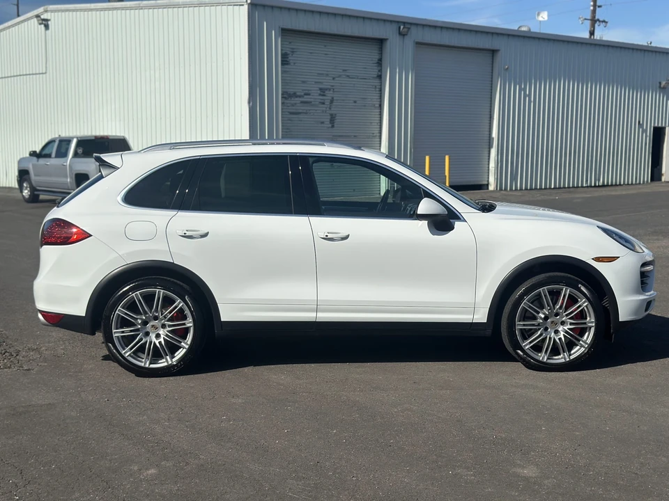 2013 Porsche 958 Cayenne Turbo - Image 10 of 31