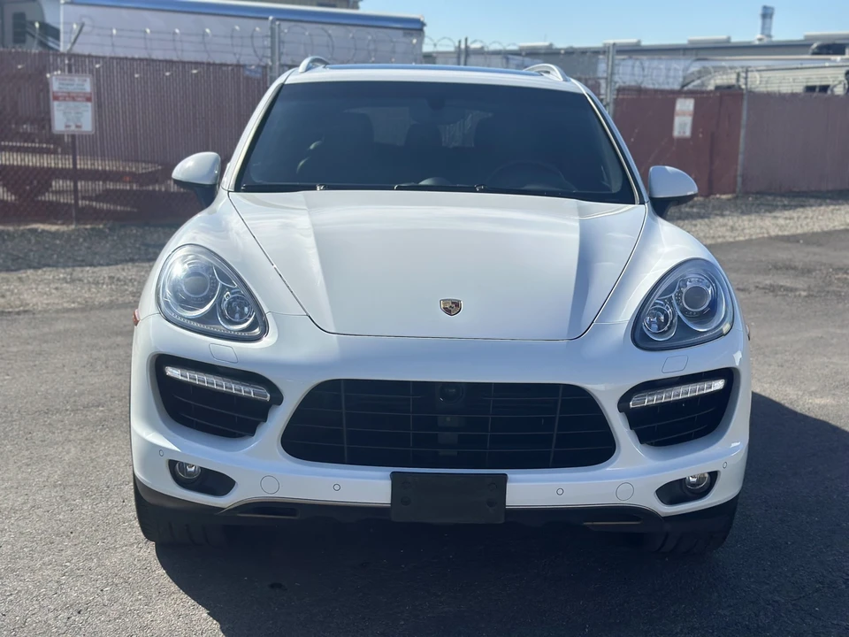 2013 Porsche 958 Cayenne Turbo - Image 4 of 31