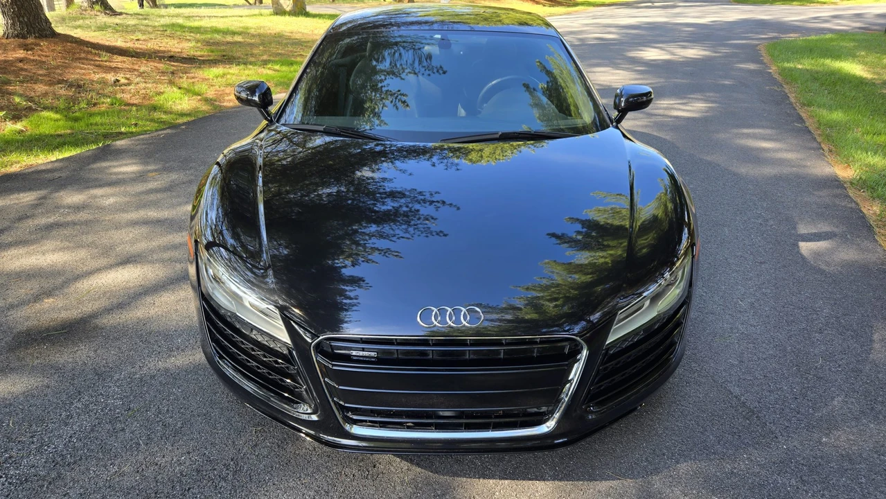 2014 Audi 42 R8 - Image 7 of 31