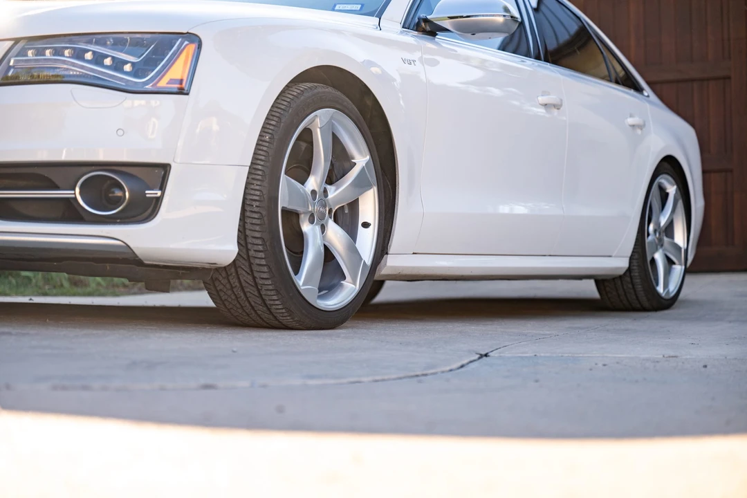 2014 Audi D4 S8 - Image 22 of 31