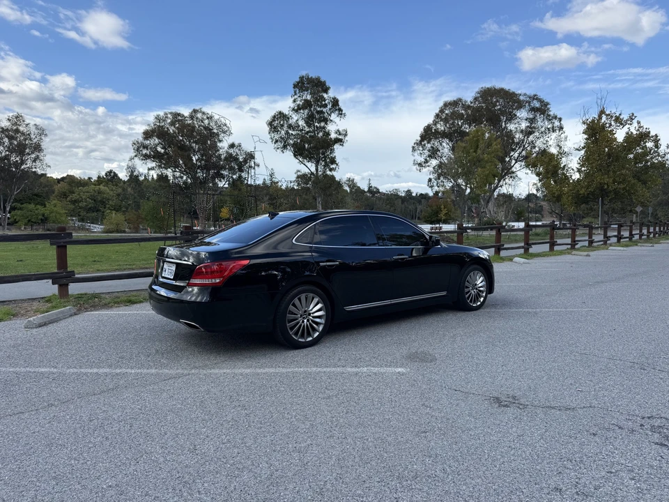 2014 Hyundai Equus - Image 20 of 31