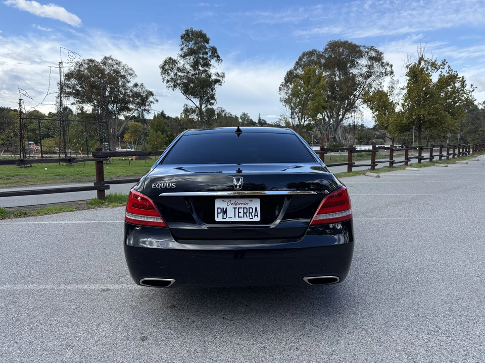 2014 Hyundai Equus - Image 17 of 31