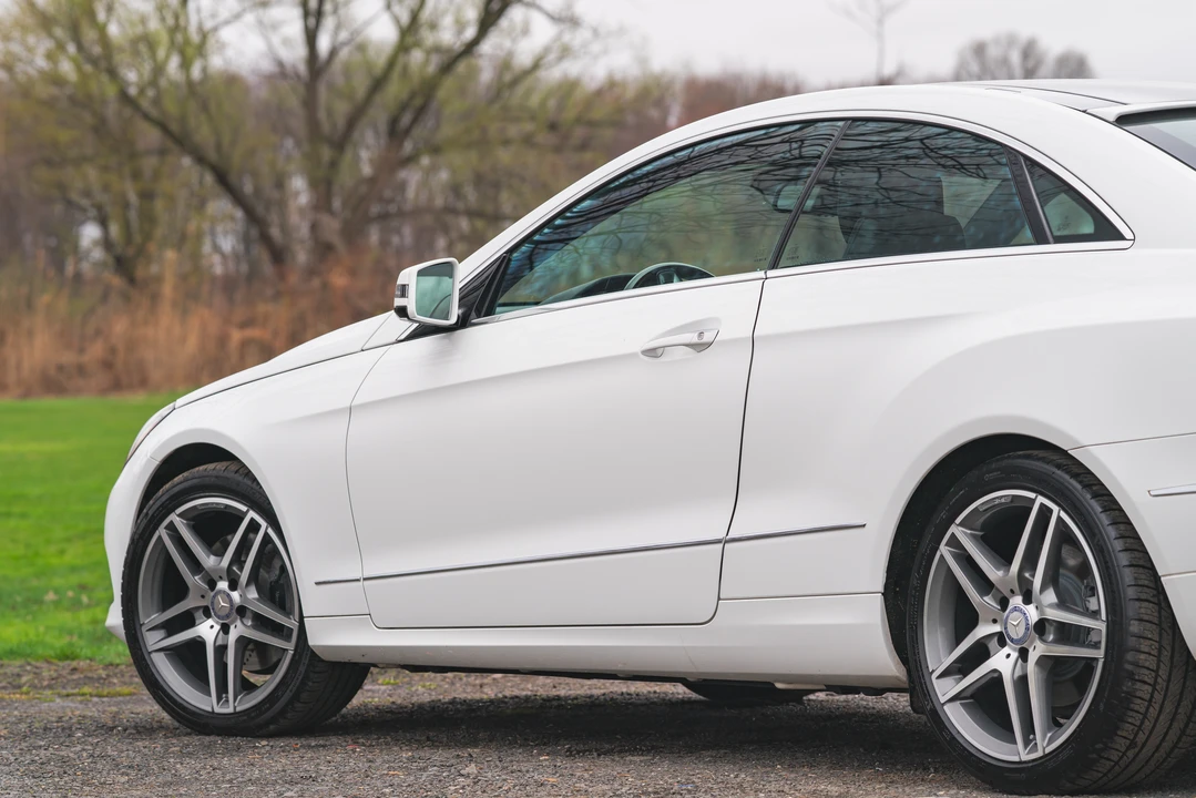 2014 Mercedes-Benz C207/A207 E-Class Coupe & Convertible - Image 26 of 31