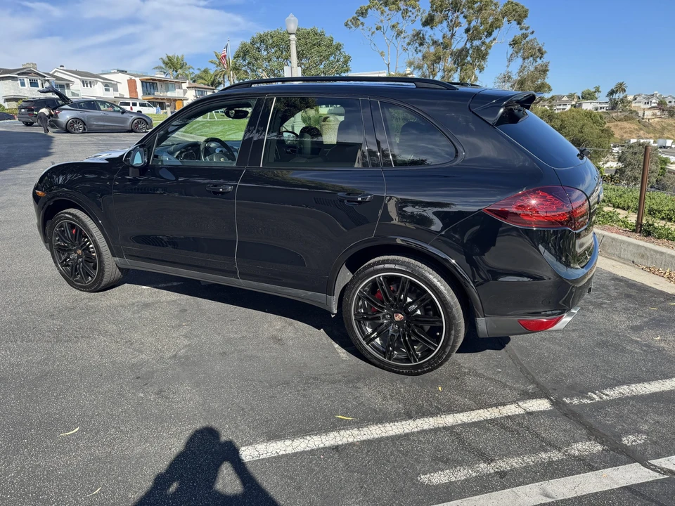 2014 Porsche 958 Cayenne Turbo - Image 18 of 31