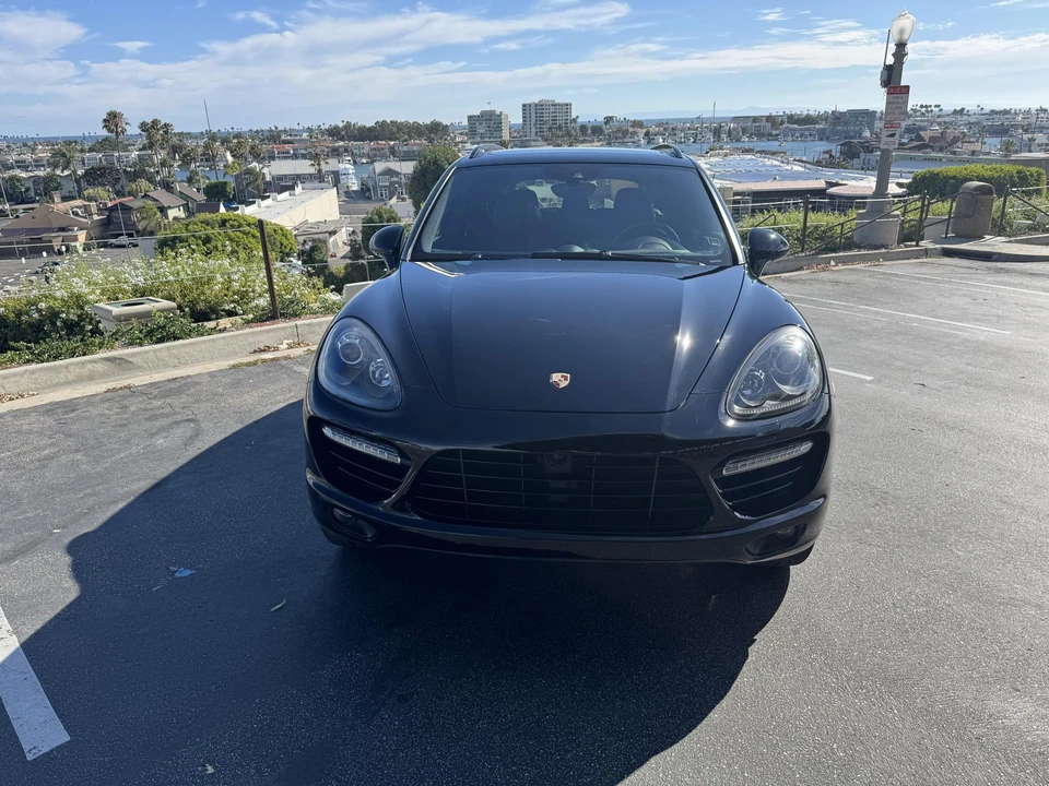 2014 Porsche 958 Cayenne Turbo - Image 10 of 31