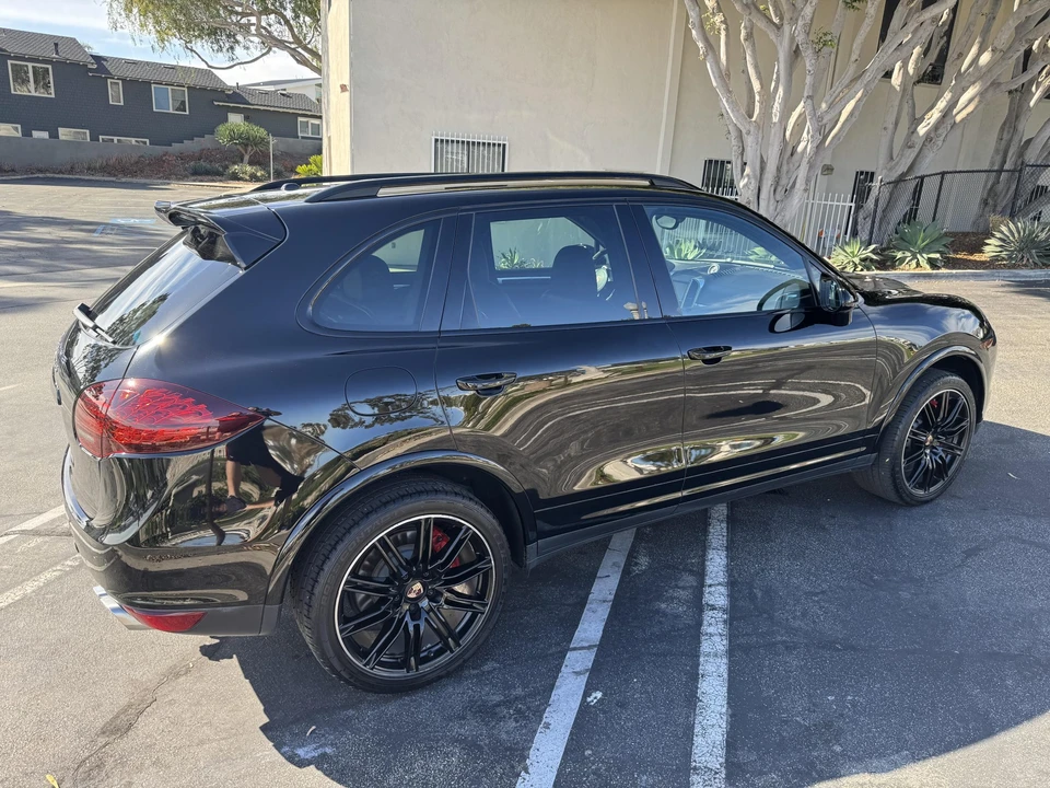 2014 Porsche 958 Cayenne Turbo - Image 29 of 31