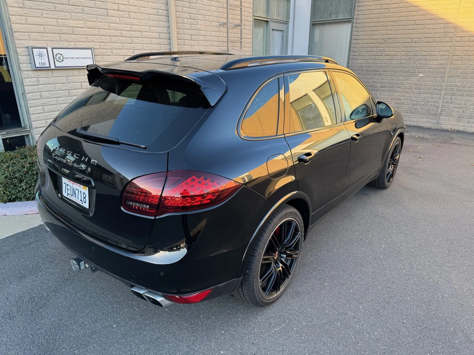 2014 Porsche 958 Cayenne Turbo - Image 27 of 31